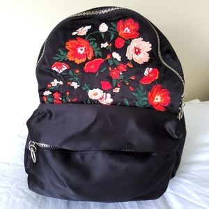 AE embroidery floral black 🎒backpack